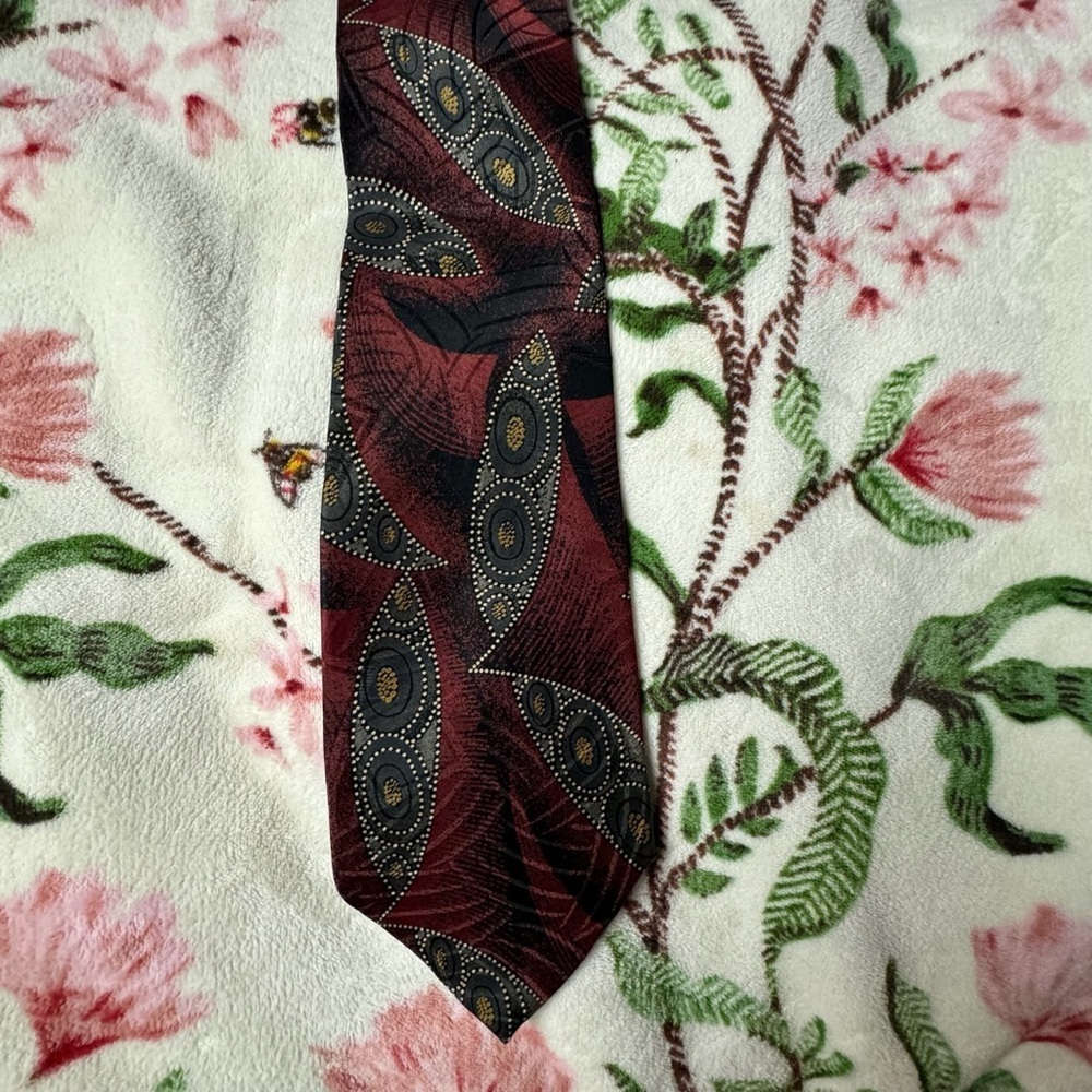 Elegant Black and Brown Men's Tie